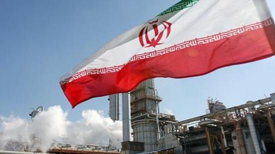美对伊朗“禁油令”将至 英媒：美制裁面临油价高涨考验
