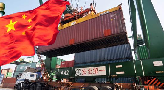 新浪美股讯 北京时间23日消息，世界贸易组织（WTO）周四表示，由全球最大经济体组成的20国集团（G20）成员国在今年5月到10月间实施了40项新的贸易限制措施，覆盖的贸易规模达到4810亿美元左右。