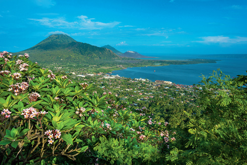 巴布亚新几内亚美丽的热带岛屿风光。