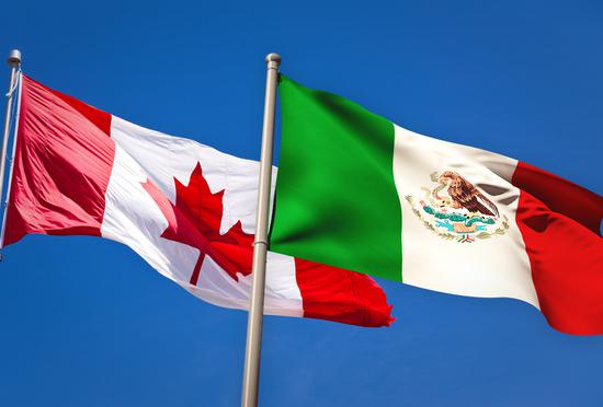 据日经新闻报道，新的北美自由贸易协定（NAFTA）的成员国加拿大和墨西哥已开始讨论与中国签署自由贸易协定（FTA）。为摆脱依赖对美贸易的局面，两国瞄准巨大的中国市场。