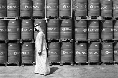 油价在几周内已经下跌了30%，但沙特阿拉伯尚未受到影响。